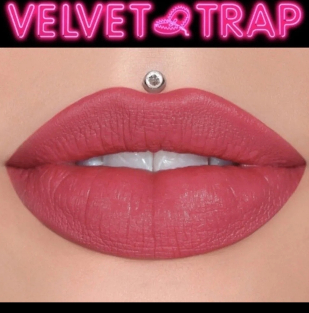 Top 8 Velvet Trap Lipstick